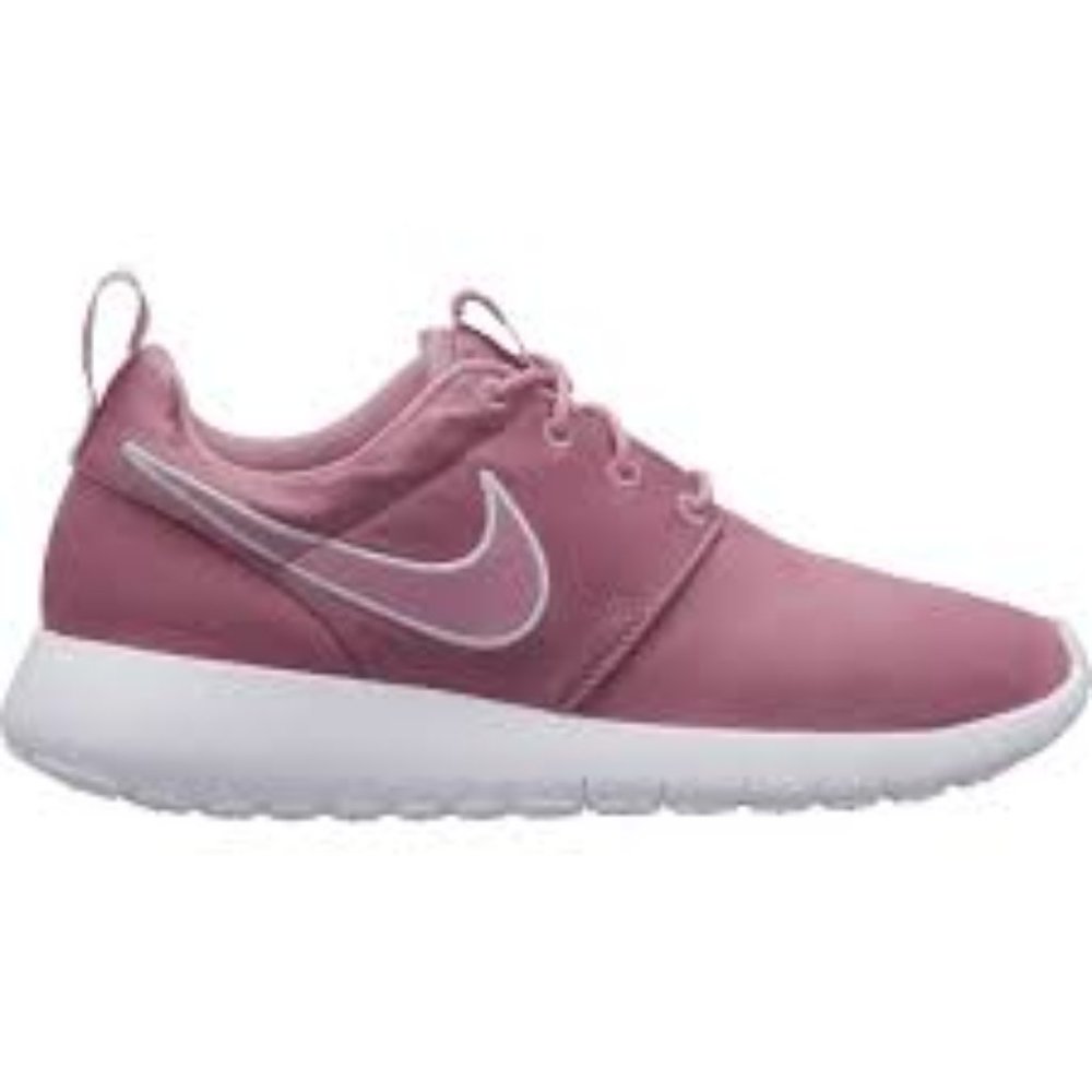 Nike Roshe One Sneakers